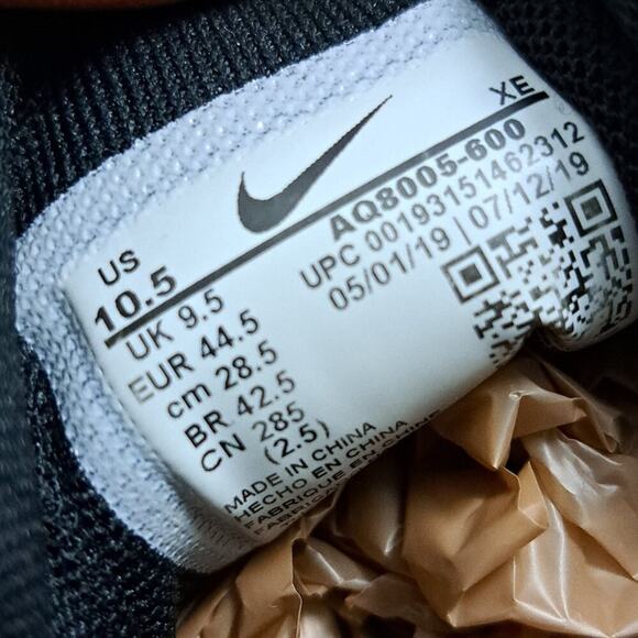 %Size 10.5 Nike Air Zoom Pegasus 36 Shield Sneaker Men  / A 24 main image 4
